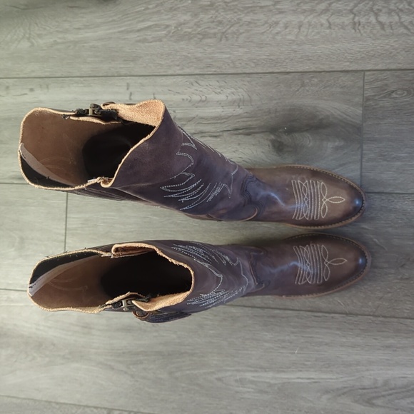 Freebird by Steven Whisper boots, Size 9 - Picture 2 of 13